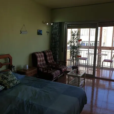 Apartamento Con Vista Sol Y Mar Apartmán